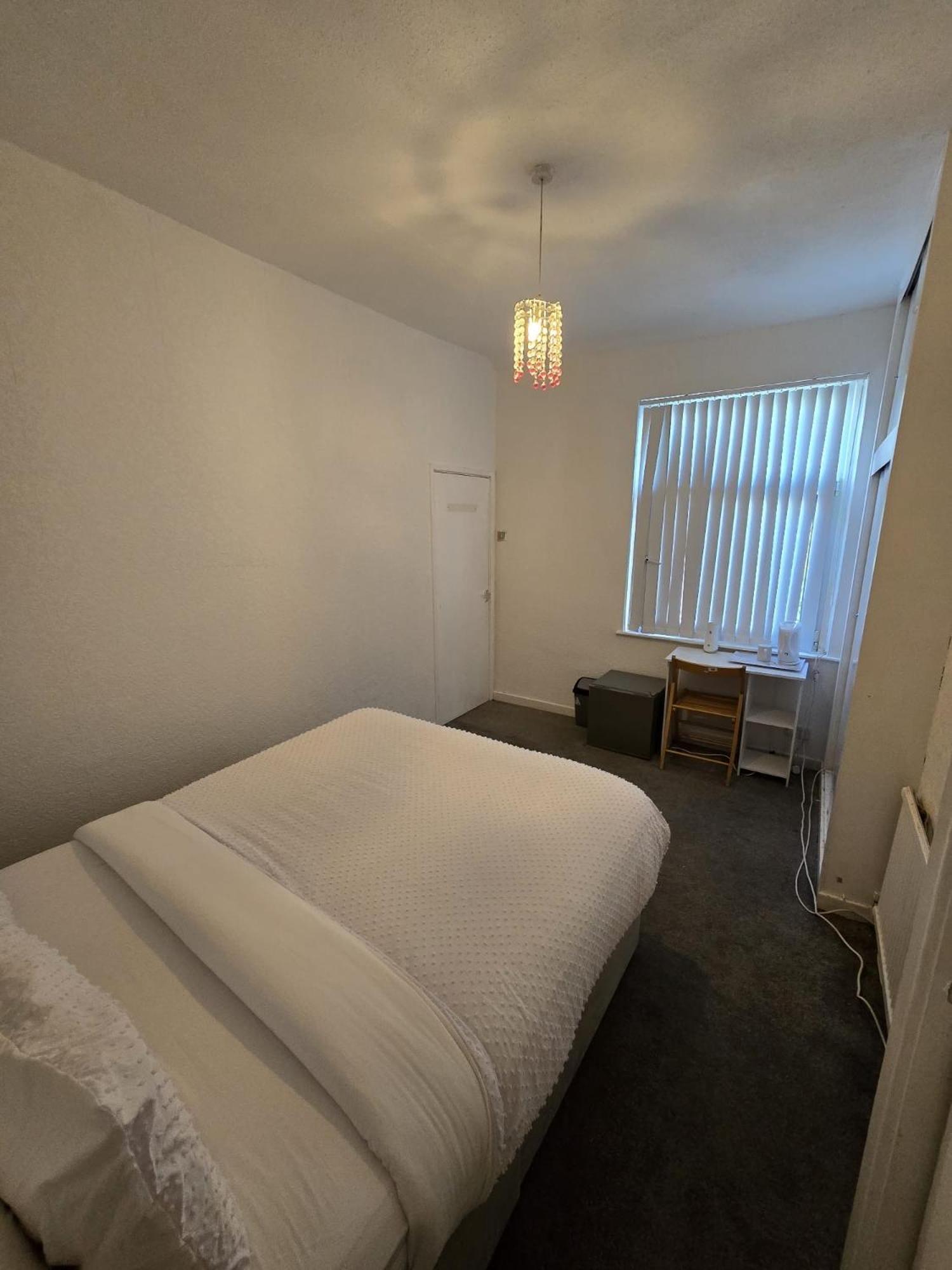 Poshval Hotel Manchester Bagian luar foto