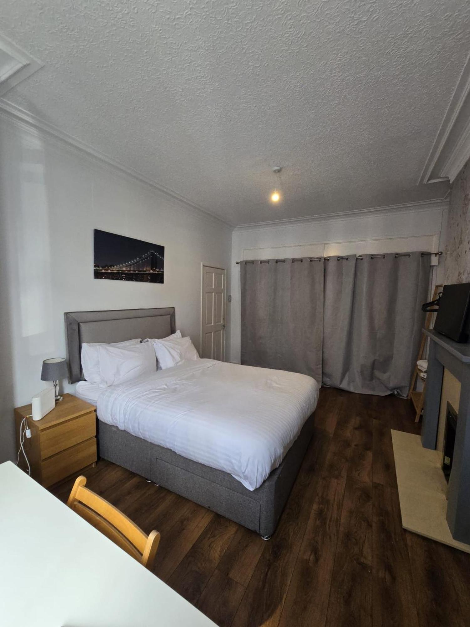 Poshval Hotel Manchester Bagian luar foto