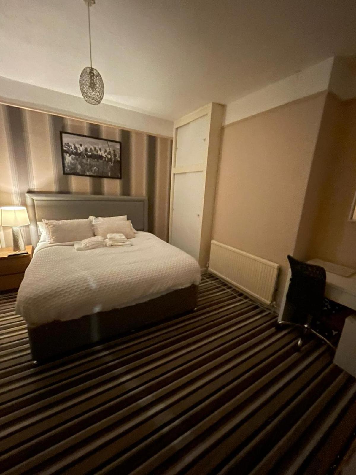 Poshval Hotel Manchester Bagian luar foto