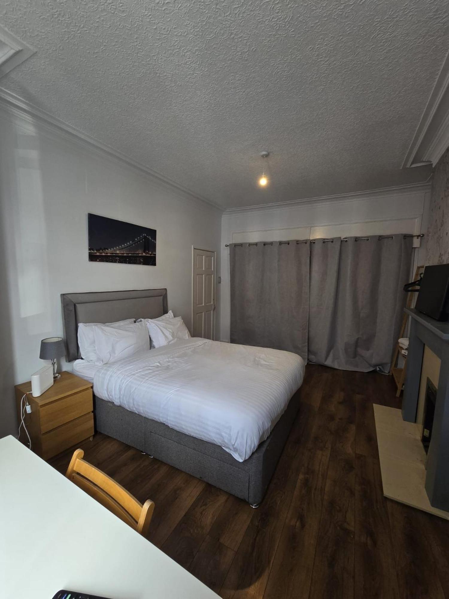 Poshval Hotel Manchester Bagian luar foto